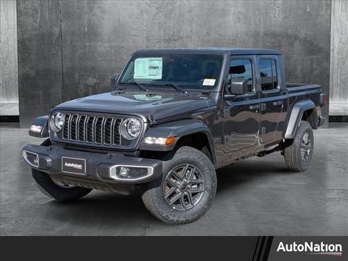 2025 Jeep Gladiator Sport S