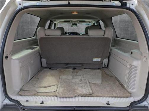 2003 Cadillac Escalade ESV Standard