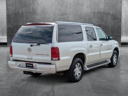 2003 Cadillac Escalade ESV Standard