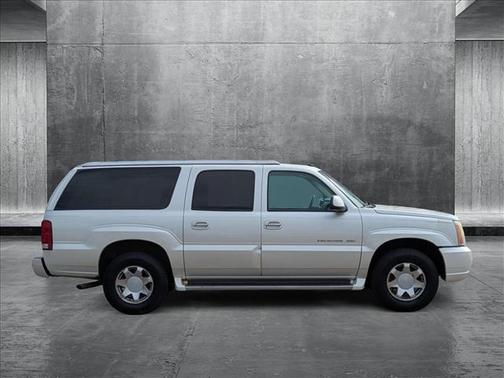 2003 Cadillac Escalade ESV Standard