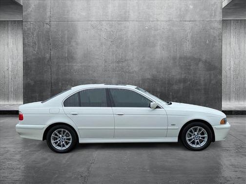 2003 BMW 525 525iA