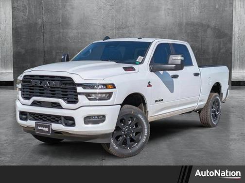 2025 RAM 2500 Big Horn Crew Cab 4x4 6'4' Box