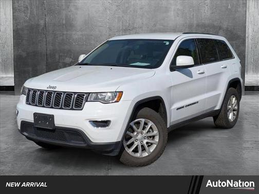 2022 Jeep Grand Cherokee Laredo