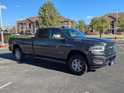 Granite Crystal Metallic Clearcoat 2019 RAM 3500 Laramie Crew Cab 4x4 8' Box