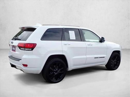 Bright White Clearcoat 2019 Jeep Grand Cherokee Altitude