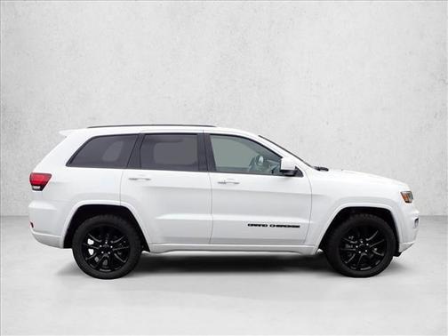 Bright White Clearcoat 2019 Jeep Grand Cherokee Altitude