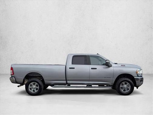 2023 RAM 2500 Big Horn Crew Cab 4x4 8' Box
