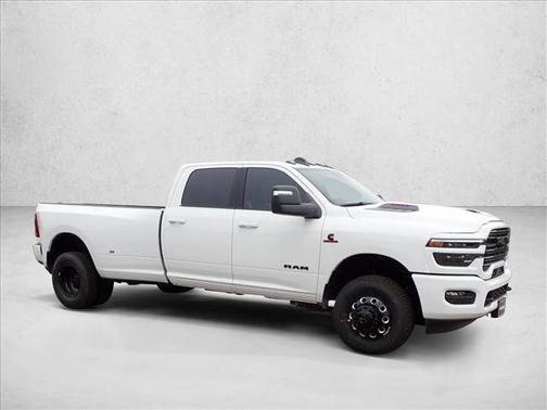 Bright White Clearcoat 2026 RAM 3500 Laramie Crew Cab 4x4 8' Box