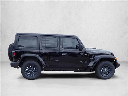 Black Clearcoat 2026 Jeep Wrangler 85th Anniversary