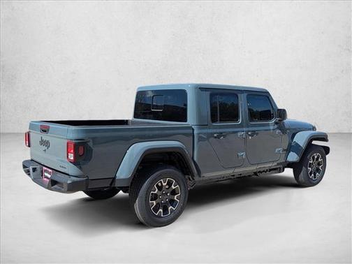 Anvil Clearcoat 2026 Jeep Gladiator Sahara 4x4