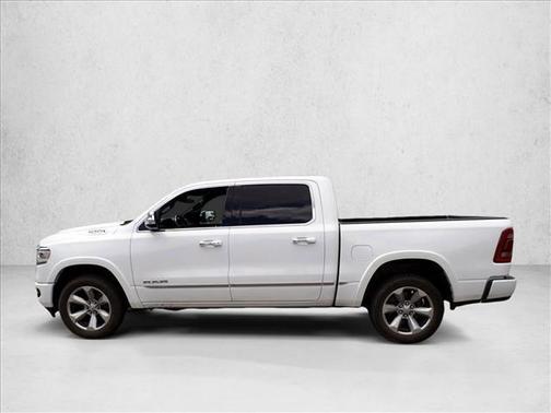 Bright White Clearcoat 2022 RAM 1500 Limited