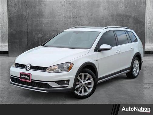 2017 Volkswagen Golf Alltrack TSI S