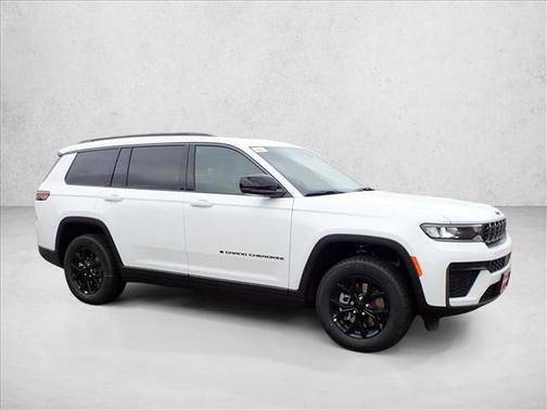 Bright White Clearcoat 2026 Jeep Grand Cherokee L Altitude