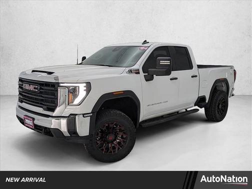 2024 GMC Sierra 2500 Pro