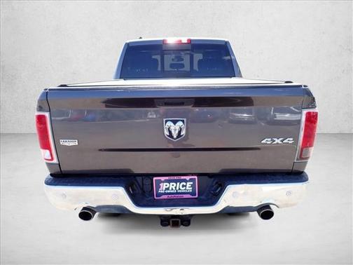 Granite Crystal Metallic Clearcoat 2018 RAM 1500 Laramie