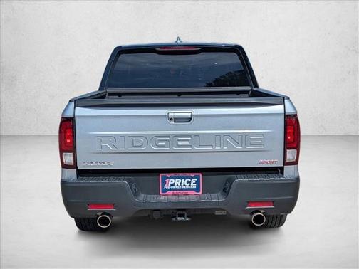 Solar Silver Metallic 2025 Honda Ridgeline Sport