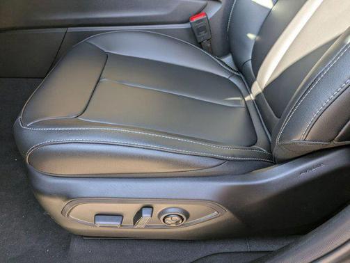 2025 Jeep Grand Cherokee 4xe Base