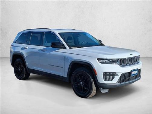 2023 Jeep Grand Cherokee Laredo