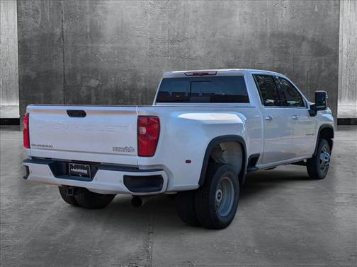 2022 Chevrolet Silverado 3500 High Country