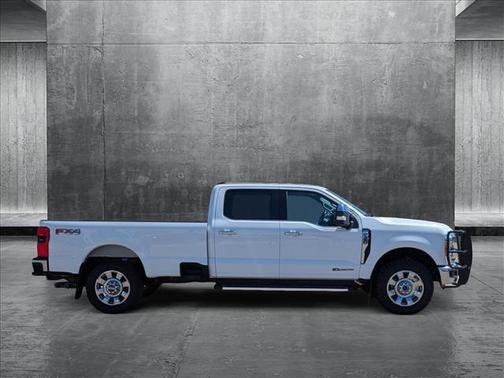 2023 Ford F-350 Lariat