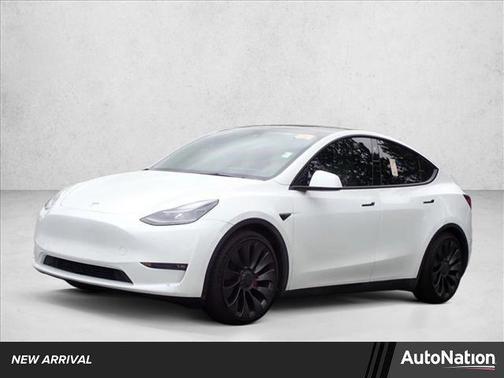 Pearl White Multi-Coat 2023 Tesla Model Y Performance Dual Motor All-Wheel Drive
