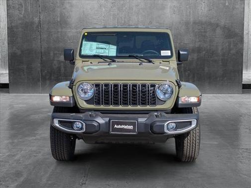2025 Jeep Gladiator Sport S