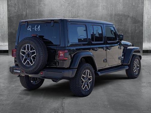 2024 Jeep Wrangler 4-Door Sahara 4x4
