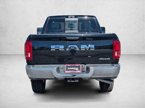 2025 RAM 2500 Tradesman Crew Cab 4x4 6'4' Box