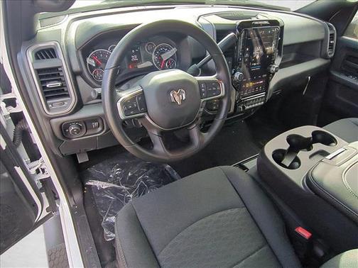 2026 RAM 2500 Tradesman Crew Cab 4x4 6'4' Box