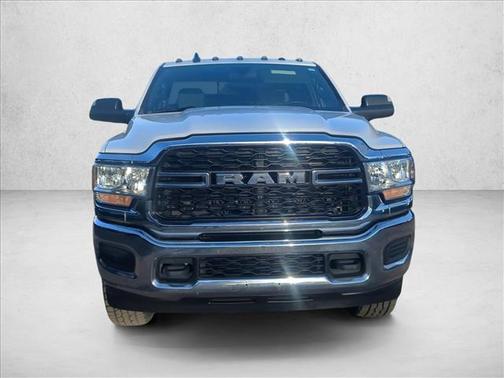 2022 RAM 3500 Tradesman Regular Cab 4x4 8' Box
