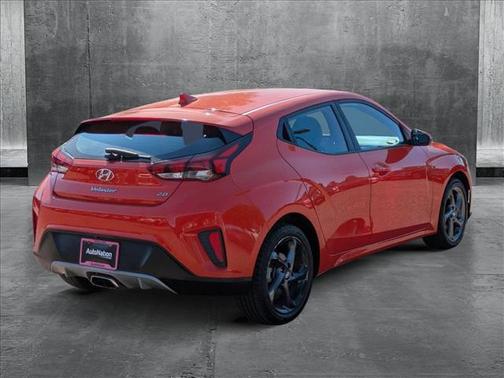 2019 Hyundai Veloster 2