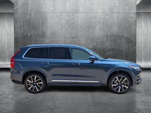2018 Volvo XC90 Hybrid T8 Inscription