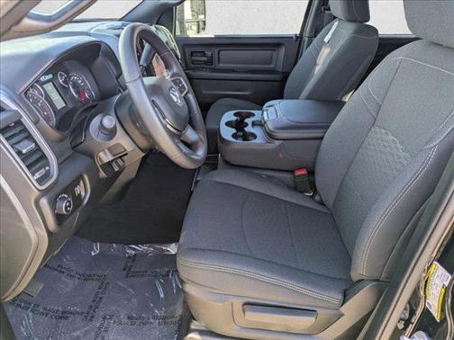 2026 RAM 3500 Tradesman Crew Cab 4x4 6'4' Box