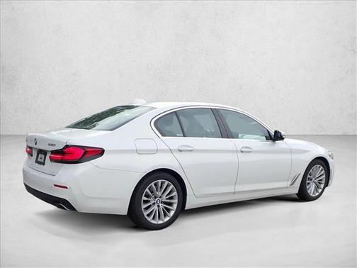 Alpine White 2021 BMW 530 xDrive
