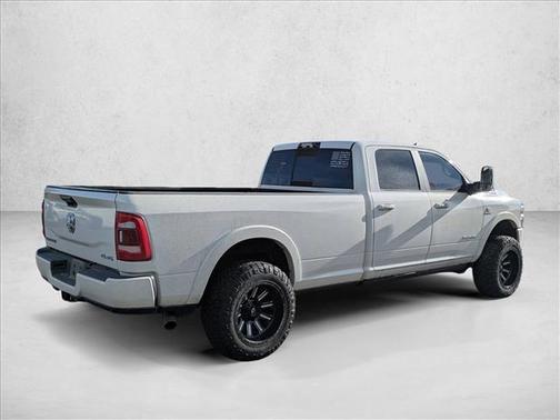 2021 RAM 3500 Laramie Crew Cab 4x4 8' Box