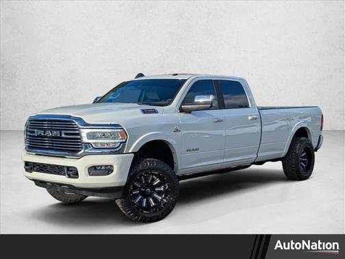 2021 RAM 3500 Laramie Crew Cab 4x4 8' Box