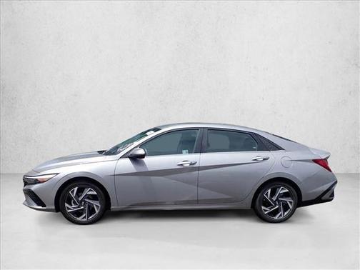Fluid Metal 2025 Hyundai ELANTRA SEL