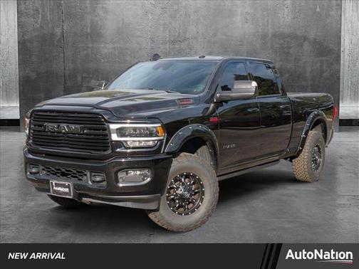 2019 RAM 2500 Laramie Crew Cab 4x4 6'4' Box