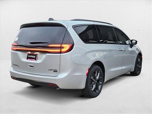 2026 Chrysler Pacifica Limited