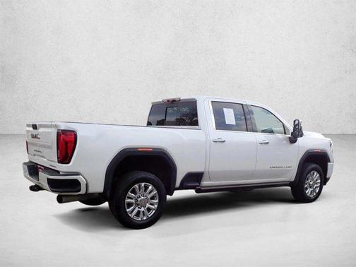 White Frost Tricoat 2022 GMC Sierra 3500 Denali
