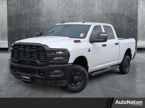2025 RAM 2500 Tradesman Crew Cab 4x4 6'4' Box