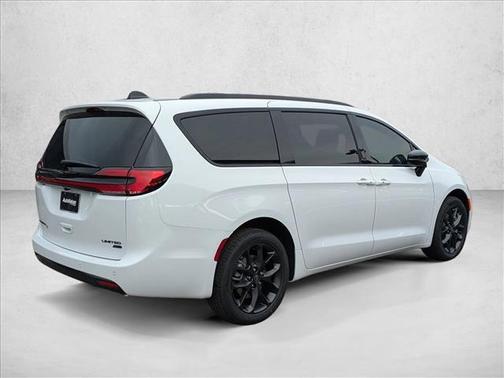 2026 Chrysler Pacifica Limited