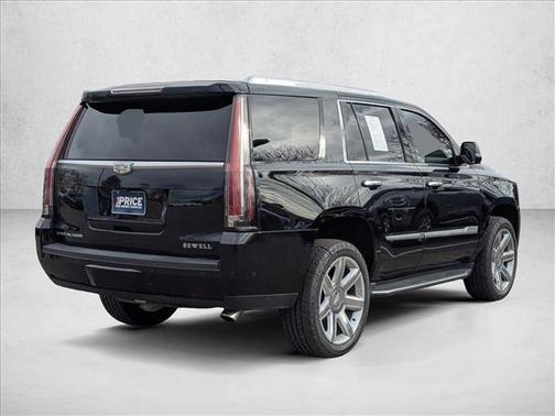 2017 Cadillac Escalade Luxury