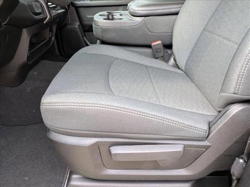 2025 RAM 2500 Tradesman Crew Cab 4x4 6'4' Box