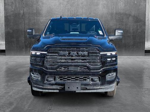 2025 RAM 3500 Laramie Crew Cab 4x4 8' Box