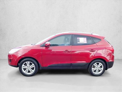 Garnet Red 2012 Hyundai TUCSON GLS