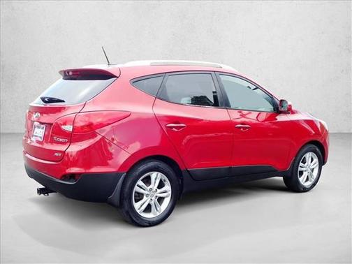 Garnet Red 2012 Hyundai TUCSON GLS