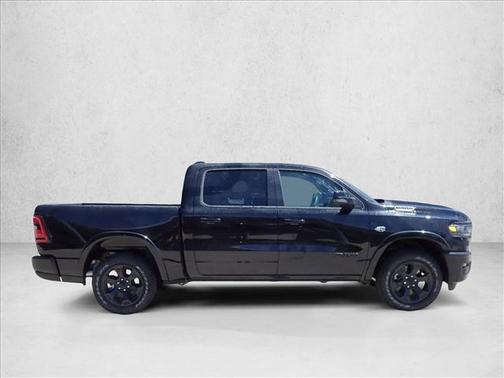 Diamond Black Crystal Pearlcoat 2026 RAM 1500 Big Horn/Lone Star