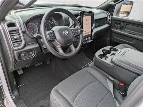 2026 RAM 2500 Tradesman Crew Cab 4x4 6'4' Box