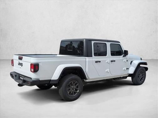 Bright White Clearcoat 2026 Jeep Gladiator Sport S